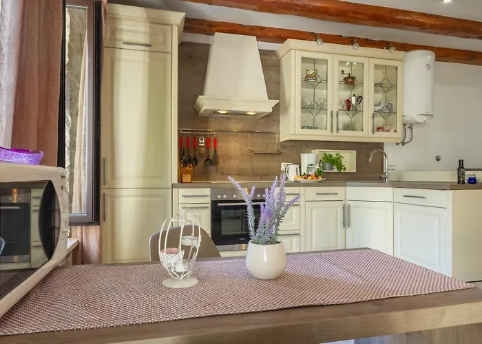 Ferienhaus Stone House *