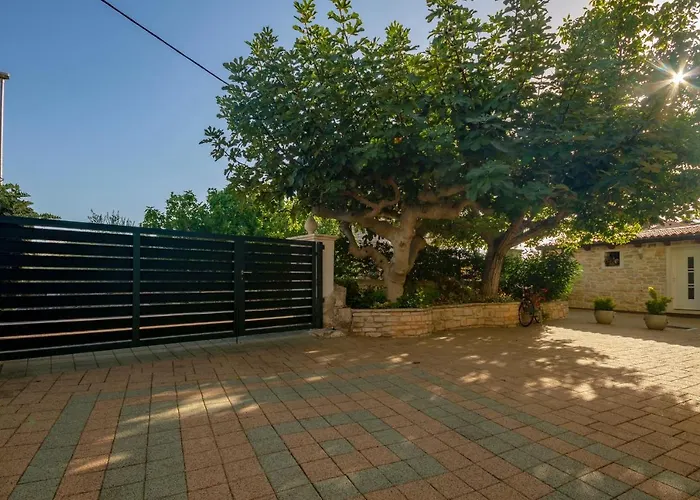 Stone House Holiday home